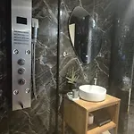 Thalori شقة كالاماتا
