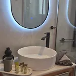 شقة Thalori