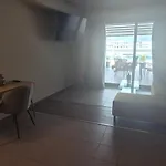 شقة Thalori