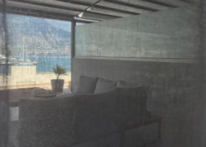 Thalori Apartamento